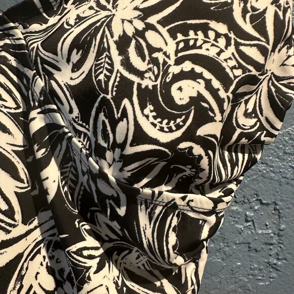 Jantzen Classics Size 10 Tankini Top Black & White Boho Hot Tub Pool Cruise - Picture 6 of 10